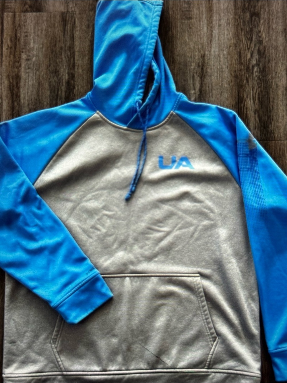 Under Armour Gray and Blue Men’s Pullover Hoodie Cold Gear Storm